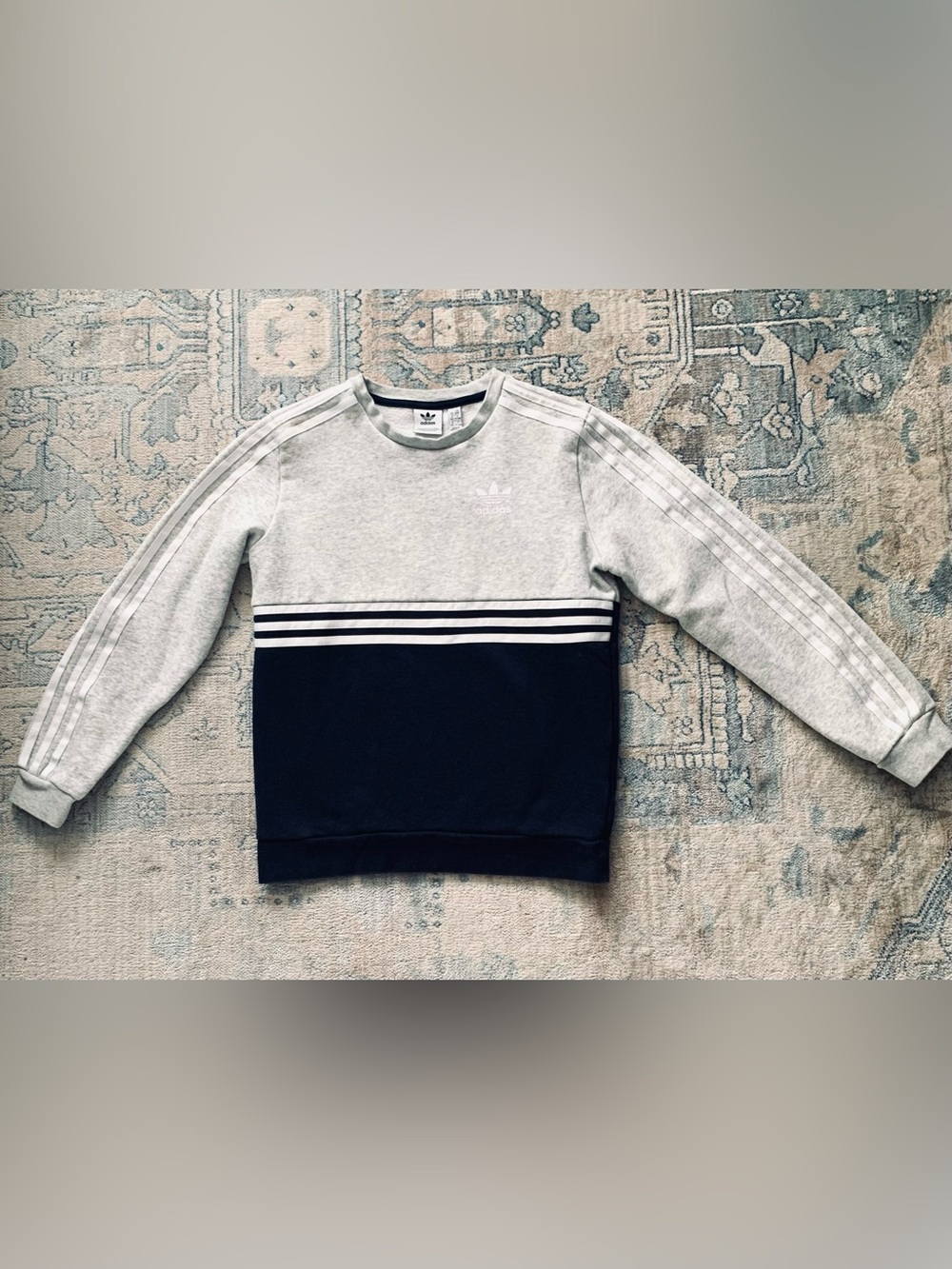 Adidas  Boys  3 Stripes Color Blocked Grey and Navy Crewneck Sweatshirt M(10/12)